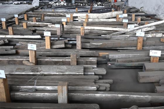 Guter Preis Hochtemperaturbeständige Inconel 713C-Stäbe mit Kriech- und Oxidationsbeständigkeit für Turbinenkomponenten Online